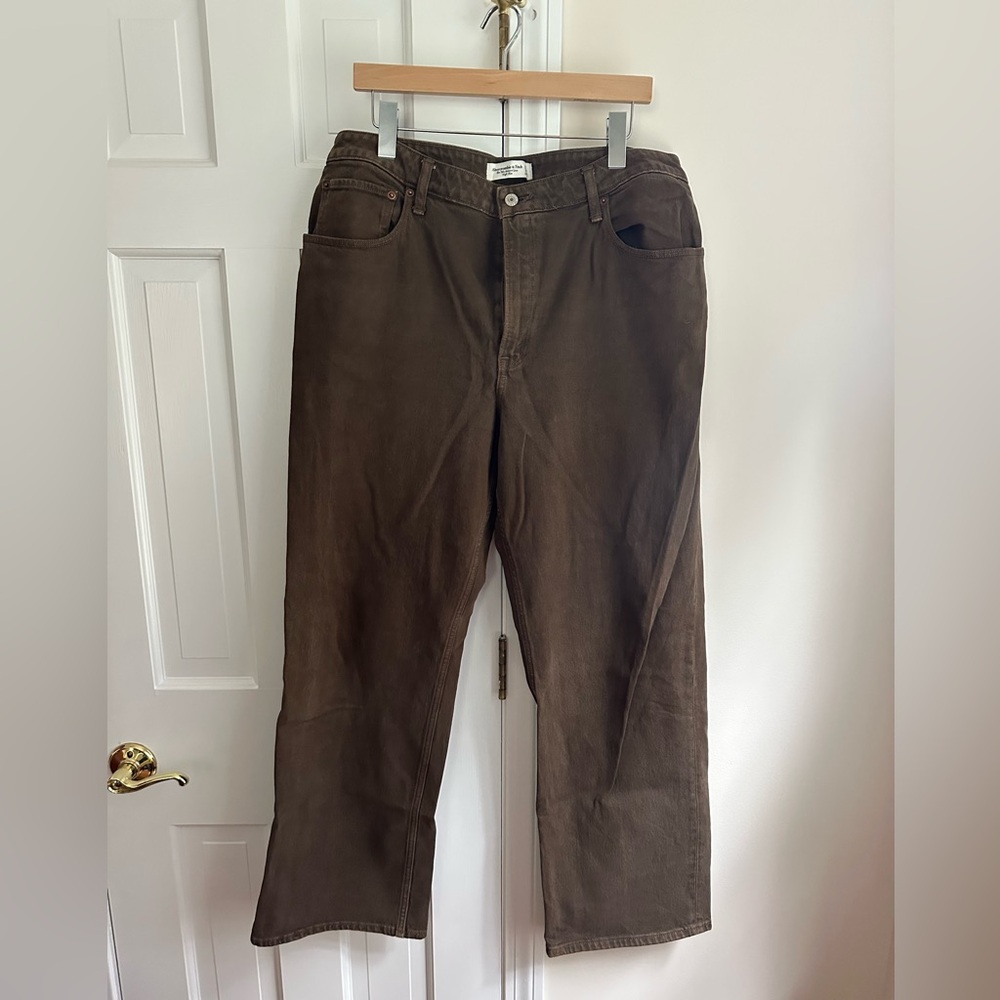 Abercrombie & Fitch 90s Relaxed Jean High Rise Chocolate Brown Jeans - Picture 2 of 4